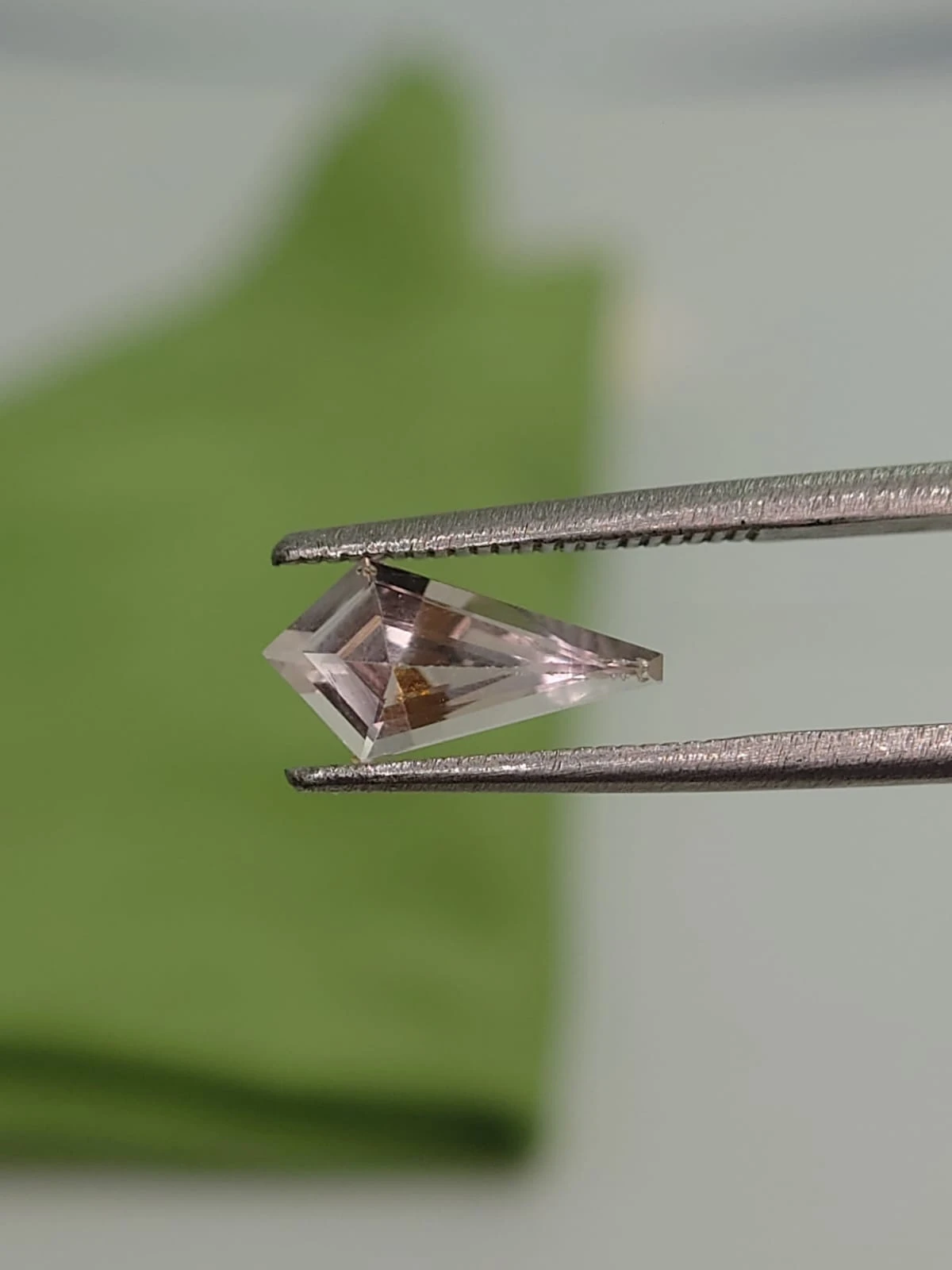 1.07ct Natural Imperial Pink Topaz From Katlang, Pakistan — view 3